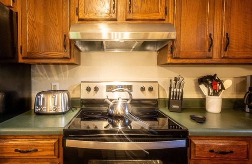 Caton Casa | THE DOGWOOD @ DOLLYS DRIVE * Wifi Grill Woods Mtns