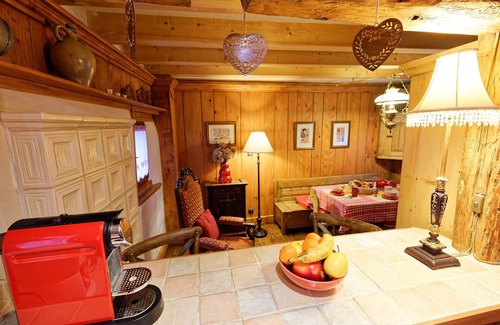 Riquewihr Casa | El Nido de las Palomas*****, auténtica casa alsaciana en la muralla de Riquewihr