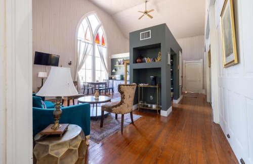 Heritage Casa | The Downtown Abbey