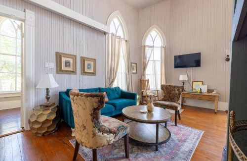 Heritage Casa | The Downtown Abbey