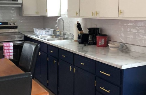 Shediac Casa | The Downtown Hamilton House