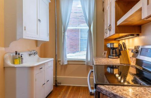Livingston Apartamento | The Downtown Lovely
