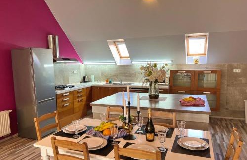 Petrska ctvrt Apartamento | The Dragonfly Residence