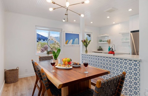 Carpinteria Condominio | The Dream of Carp! 2BD 1BA, 2 Blocks to Beach, Walk Everywhere!