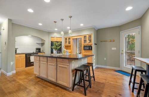 Sturgeon Bay Casa | The Dreaming Tree Simple Life Rentals
