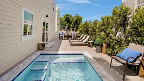 Uptown - Upper Duval Casa | The Duke and The Duchess by Last Key Realty