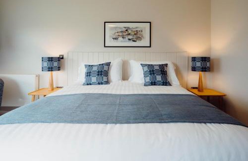 Tenby Hotel | The Dunes