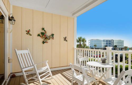 Yaupon Beach Casa | The Dunes