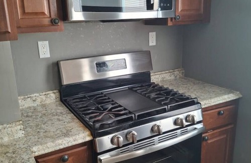 Mount Pleasant Apartamento | The Duo-Loft at Mt. Pleasant 2BR, Laundry, Parking