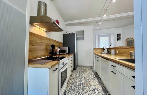 Grandcamp-Maisy Apartamento | The Duplex des Flots – Grandcamps Beach.