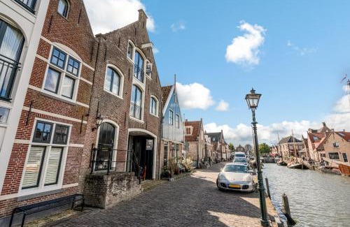 Monnickendam Casa | The Dutch Buoy