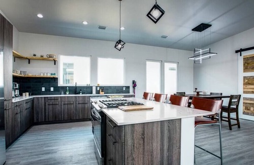 Tallahassee Casa | The Dylan - Ultra Modern Luxury Home