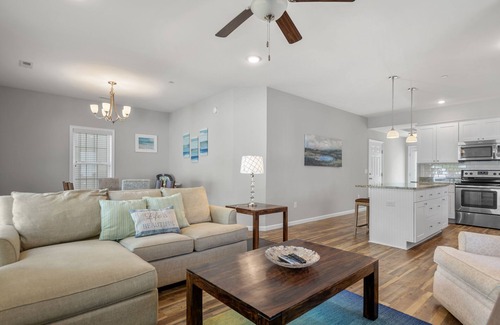 Bermuda Bay Casa | The E Gull Has Landed: Private Spa, Shared Pool