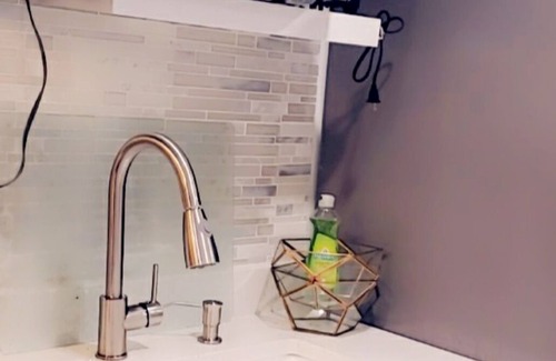 East Flatbush Casa | THE EDEN HOUSE