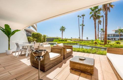 La Gaspara Casa | The Edge Estepona Luxury Frontline Beach Apartment