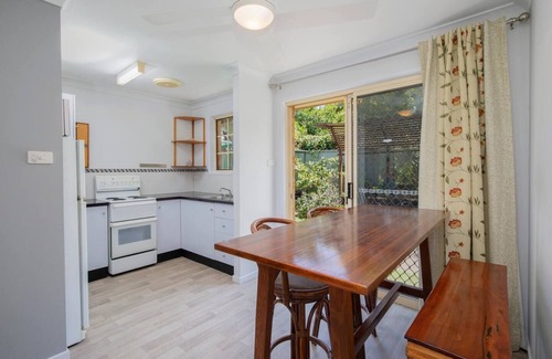 Tighes Hill Casa | The Elizabeth A Romantic Garden Retreat for Two