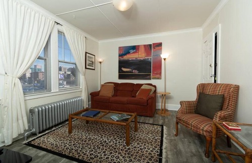 South Green Apartamento | The Elizabeth Suite B2 CURRENT Upgrades Underway Daily!