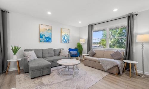 Jefferson Manor Casa | The Emerald Grand Old Town Views