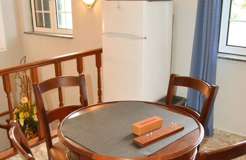 Biscoitos Apartamento | The Emigrant House - Quarto Suite