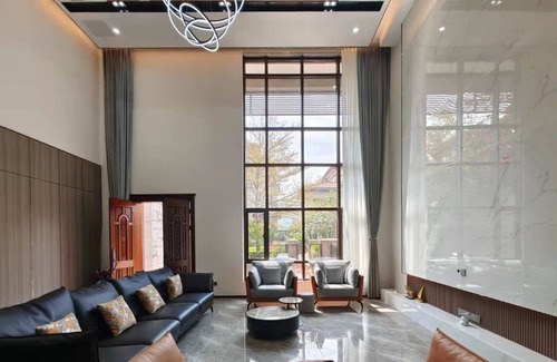 Futian CBD Apartamento | The environment next to the park is beautiful