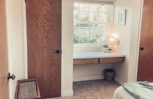 Seabright Casa | The Escape at Seabright - 5 min walk to the beach