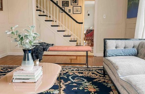 Marion Casa | The Euclid Charmer