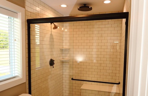 Fredericktown Cabina | the evergreene