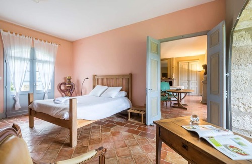 Lagarde Otro | The Exclusive Village