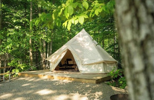 Miller Lake Casa | “The Explorer” Bell Tent | Glamping near Tobermory