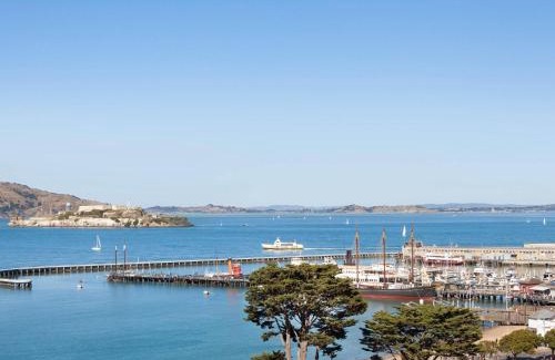 Fisherman's Wharf Hotel | The Fairmont Heritage Place Ghirardelli Square