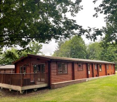 Kenwick Casa | The Fairways, Kenwick Retreats