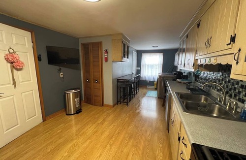 Erie Casa | Fully furnished 2BR W TVs in every room