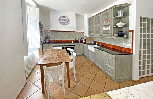 Salernes Casa | Le Petit Chateau, Piscina privada, Grandes jardines cerrados