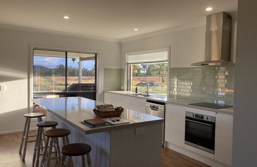 Applethorpe Casa | The Farm. Entire house country stay