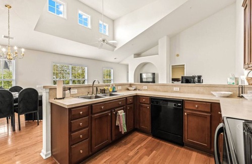 Carolina Forest Apartamento | The Farm Townhouse with King Bed