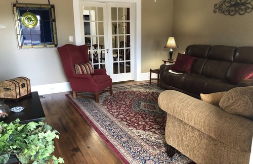 Skyland Otro | The Farmhouse at Wolfehaven
