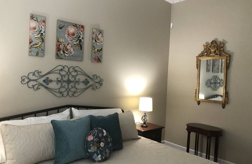 Skyland Otro | The Farmhouse at Wolfehaven