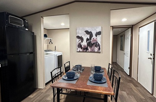 Hendersonville Casa | The FarmHouse Retreat - House B