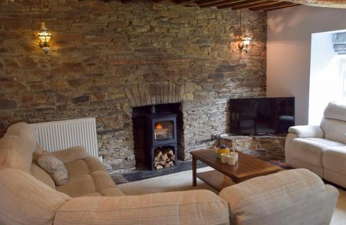 Newcastle Emlyn Casa | The Farmhouse - Uk13183