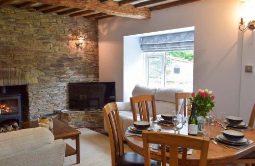 Newcastle Emlyn Casa | The Farmhouse - Uk13183