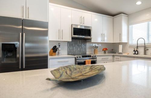 Sunset Ridge Casa | The Fashionable Fox Trotter with Heated Pool