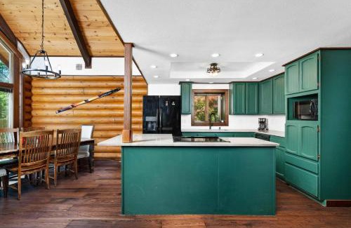 Brightwood Casa | The Fernwood