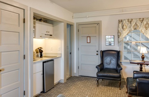 Nags Head Cama Y Desayuno | The First Colony Inn