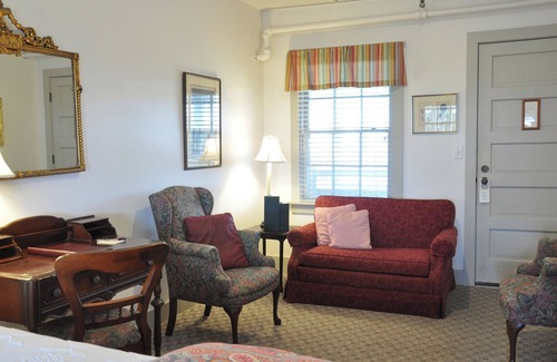 Nags Head Cama Y Desayuno | The First Colony Inn