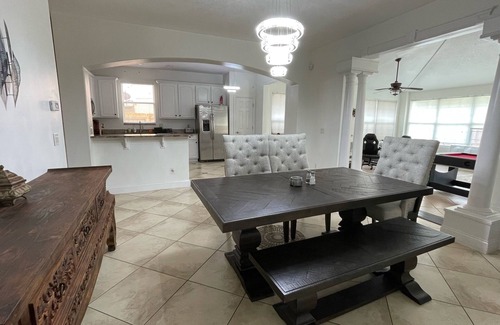 Vista East Casa | The Floral Cove…Family Friendly 15 mins from MCO airport 20 mins from Disney