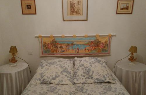 Malbosc Casa | The Flower- Townhouse with air conditioning and garden!