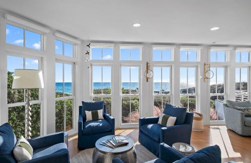Majestica Beach Casa | The Flying Pig
