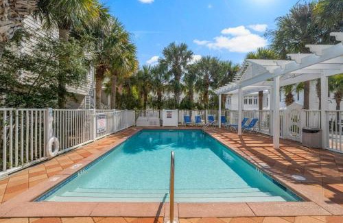 Majestica Beach Casa | The Flying Pig