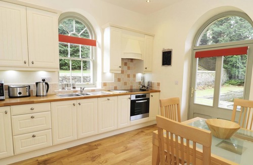 Belford Cabaña | THE FOLLY, romantic, with a garden in Belford