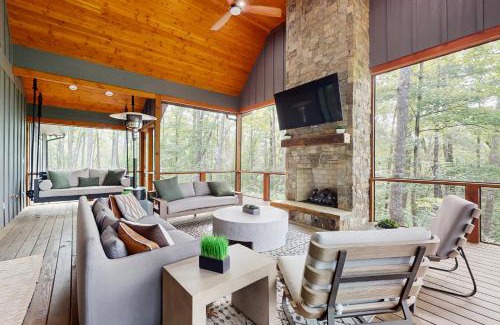 Cashiers Casa | The Fox Den